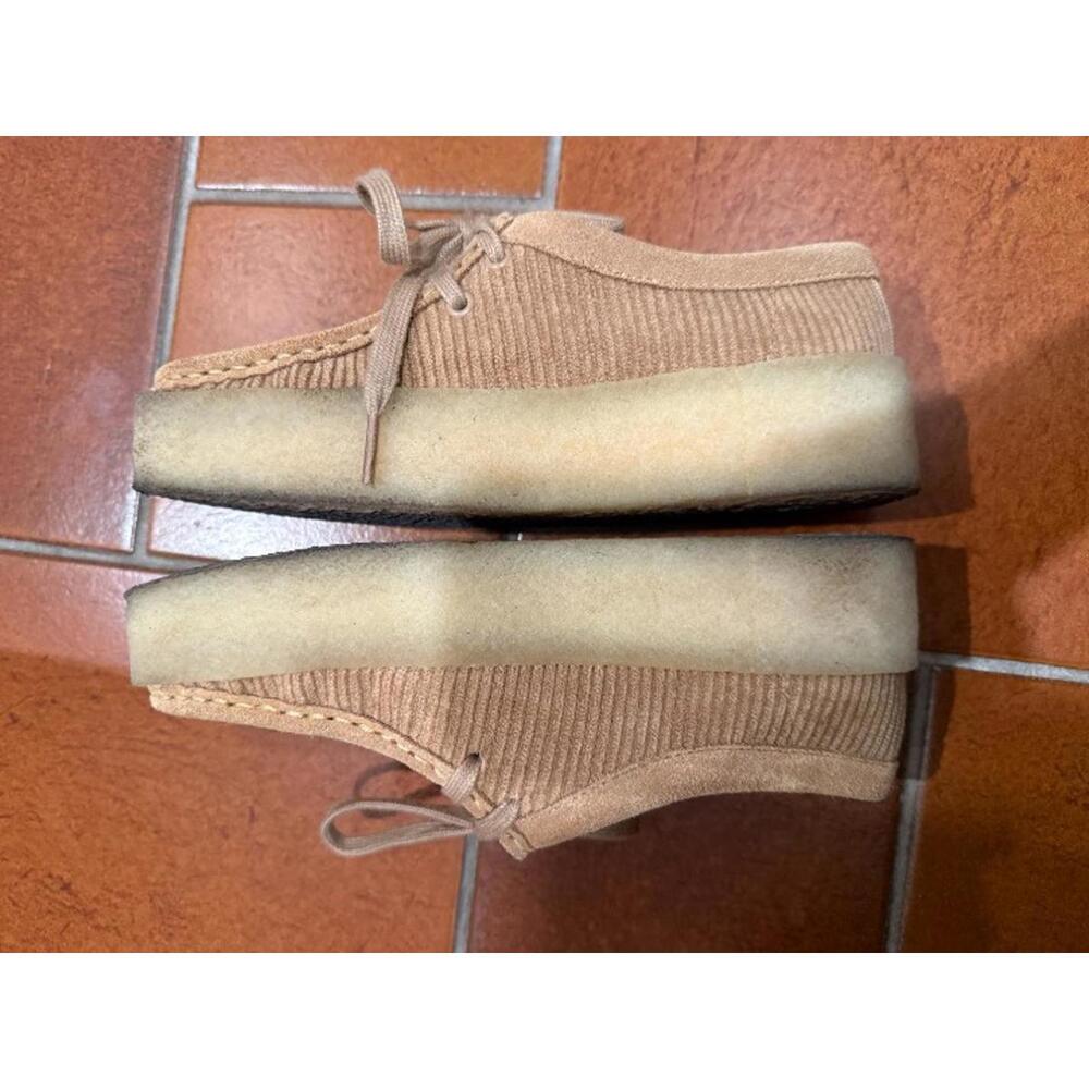 CLARKS Wallabee Cup Derby Tan Chunky Corduroy Crepe Sole Shoe Size 6.5 - Picture 4 of 4